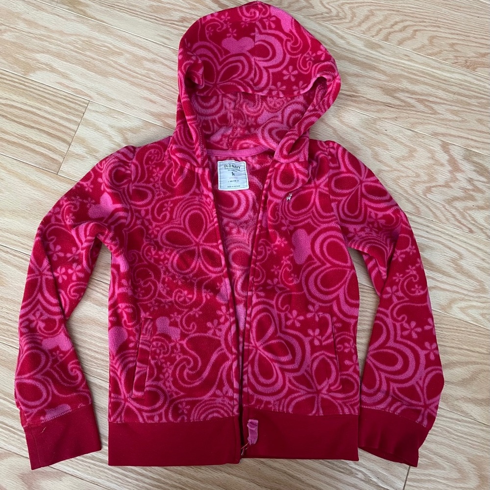 Medium fleece sweater